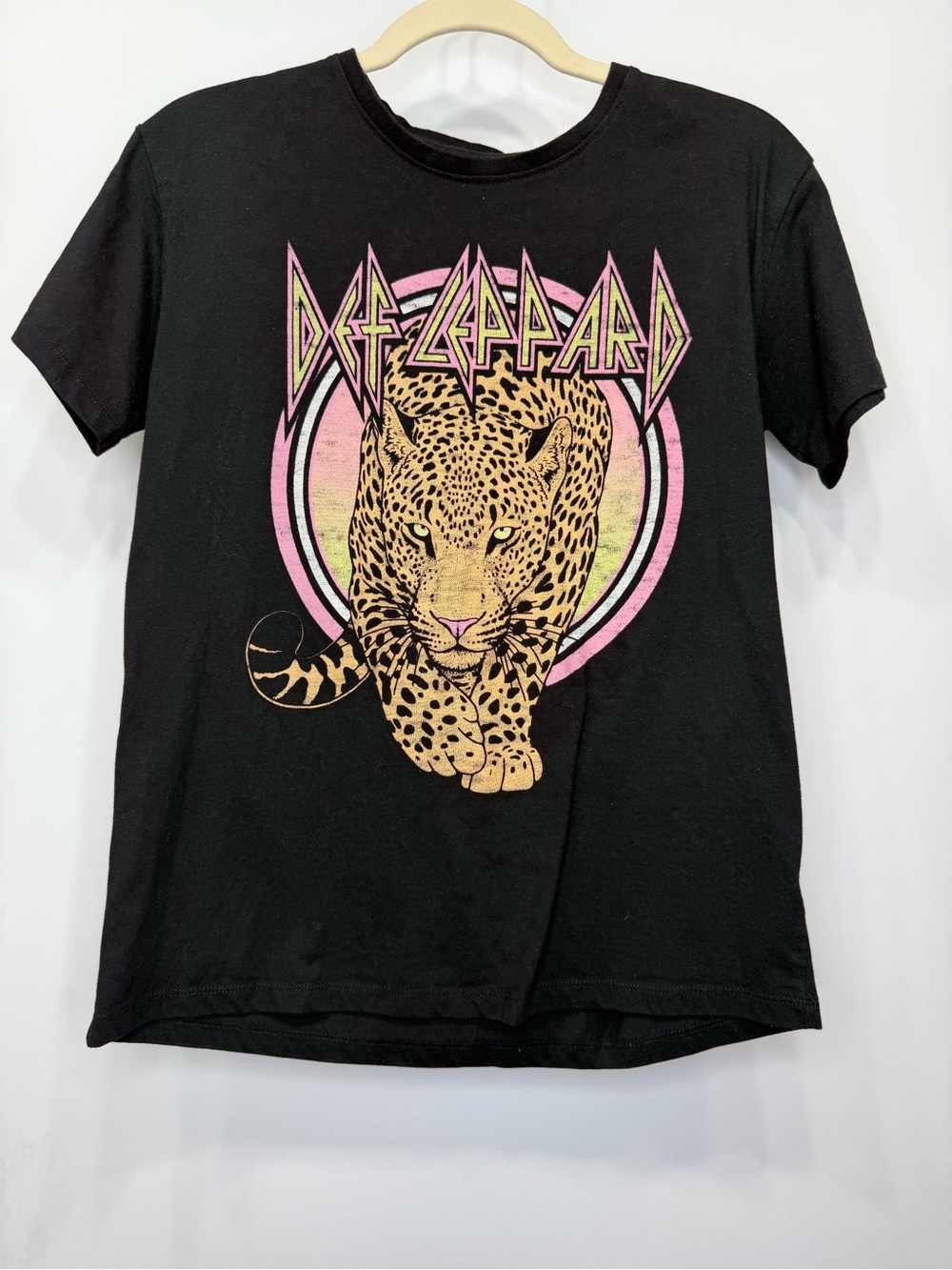 wonder nation Black Short Sleeve Def Leopard Graphic Tee with Pink Accents